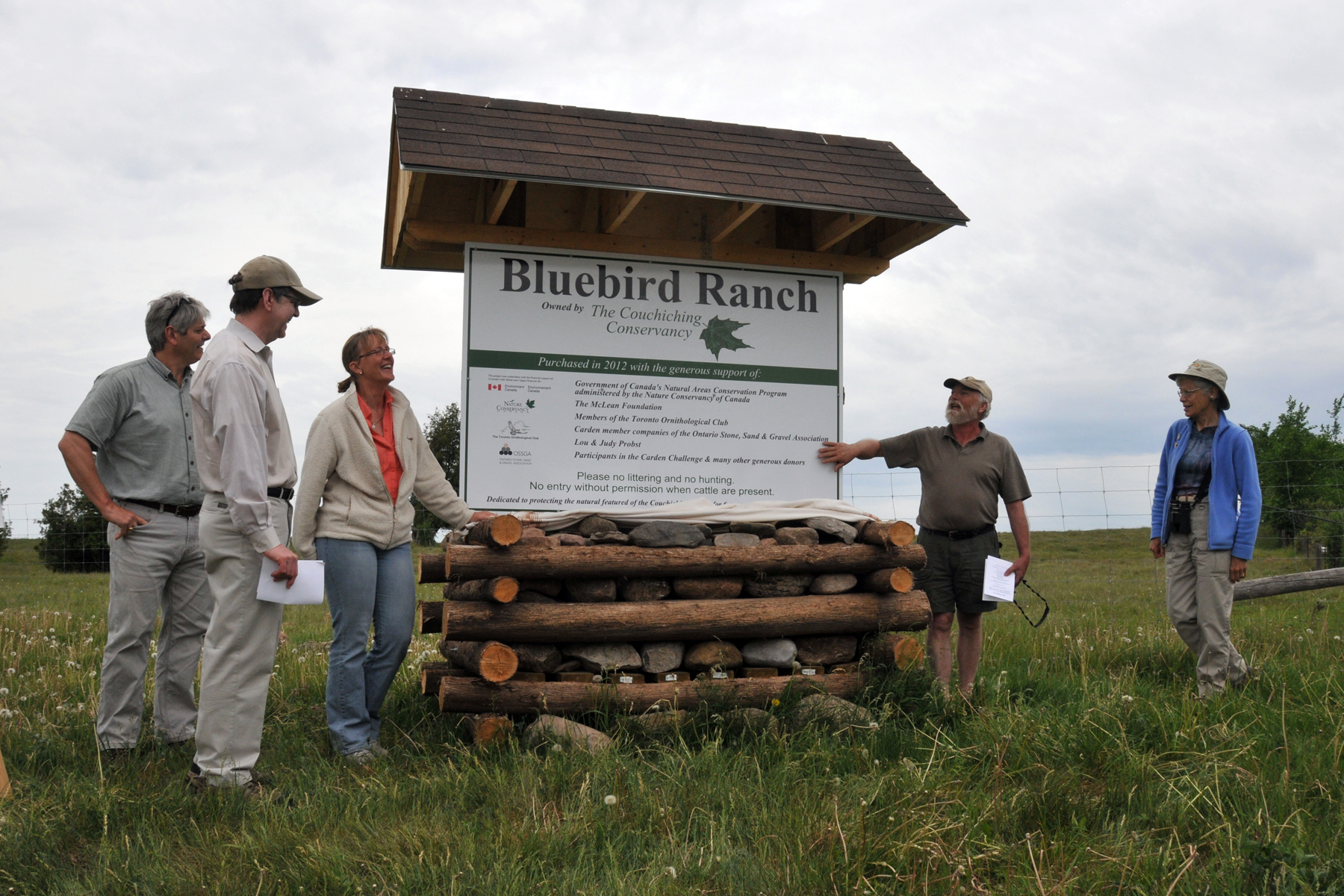 Sign unveiling